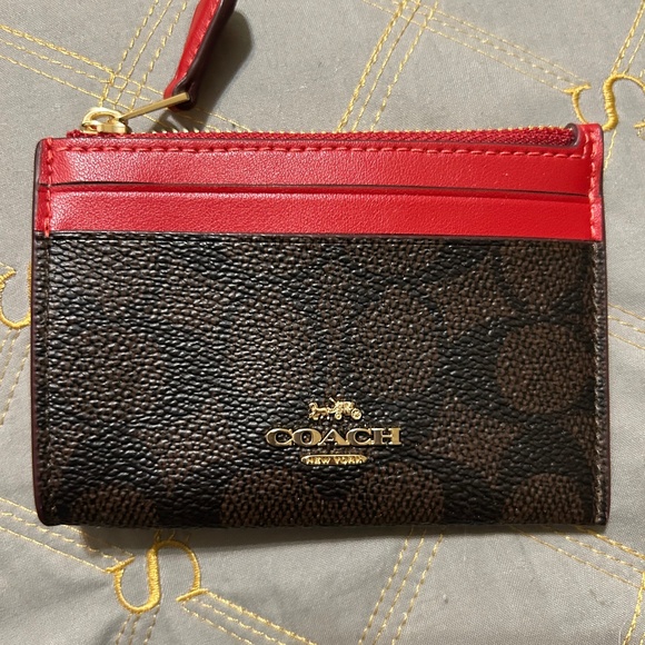Coach Wallet - Picture 1 of 4